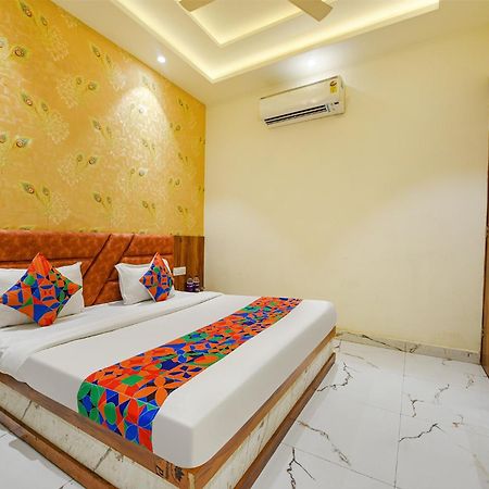 Fabhotel Dm Residency Amritsar Esterno foto