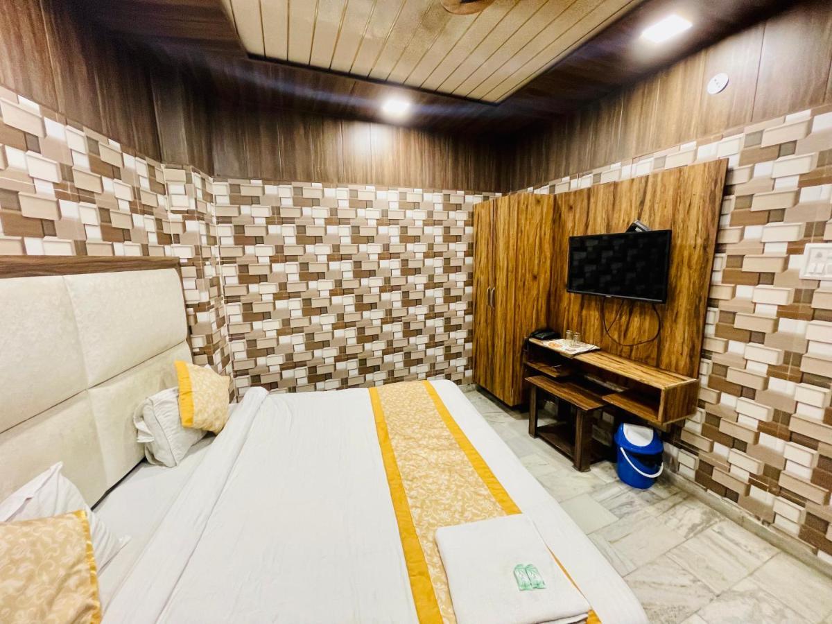 Fabhotel Dm Residency Amritsar Esterno foto