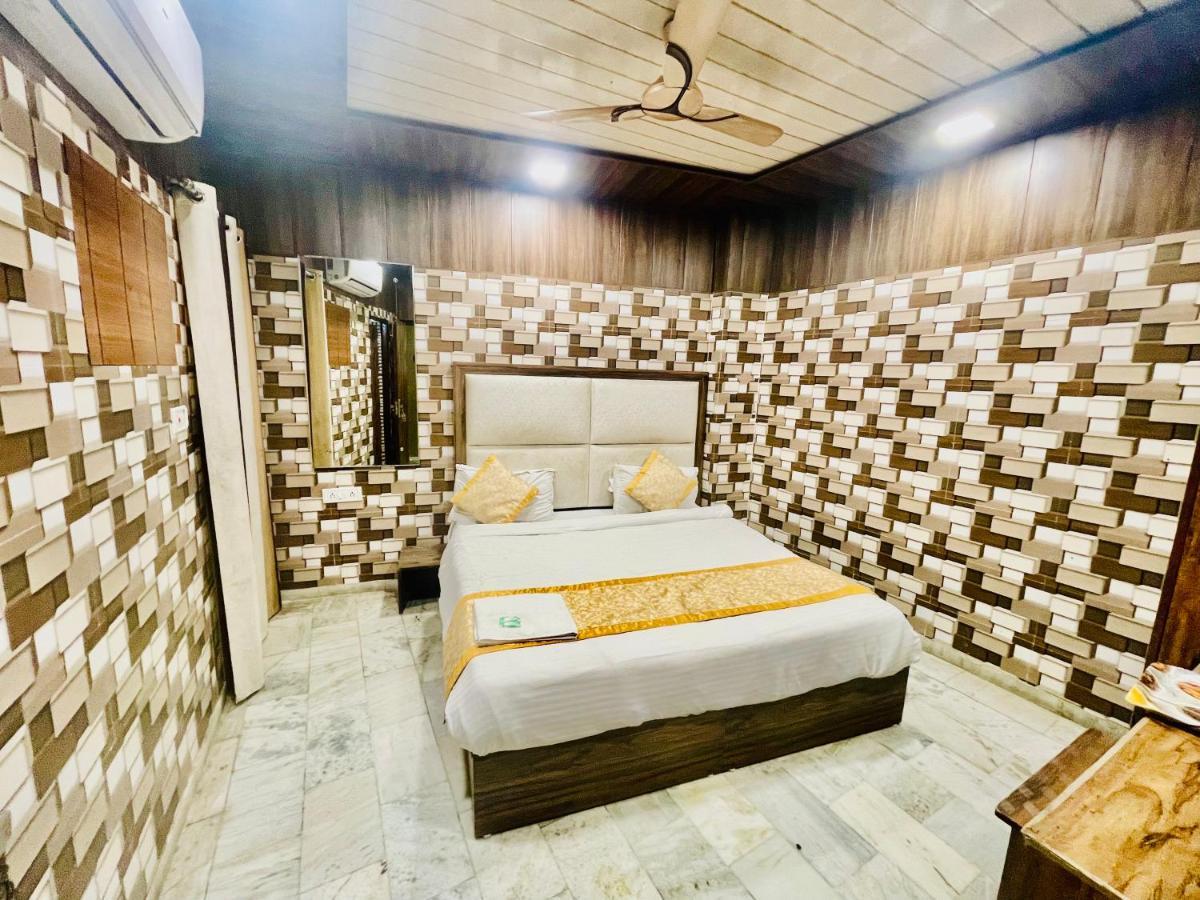Fabhotel Dm Residency Amritsar Esterno foto