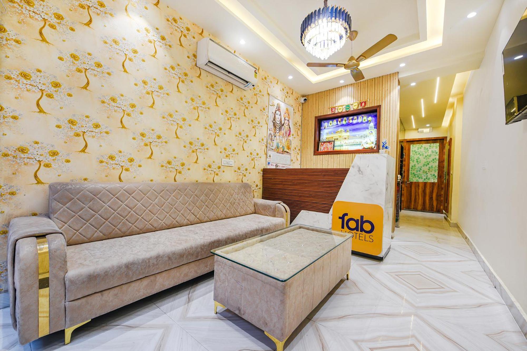 Fabhotel Dm Residency Amritsar Esterno foto